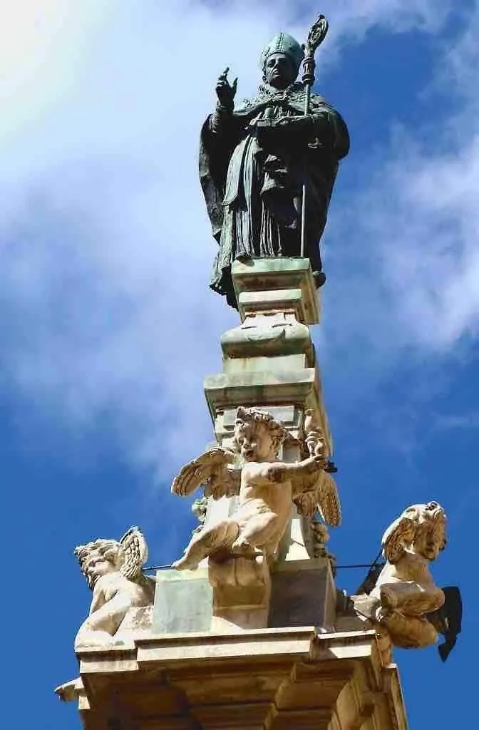 Obelisco Di San Gennaro Apartment Naples