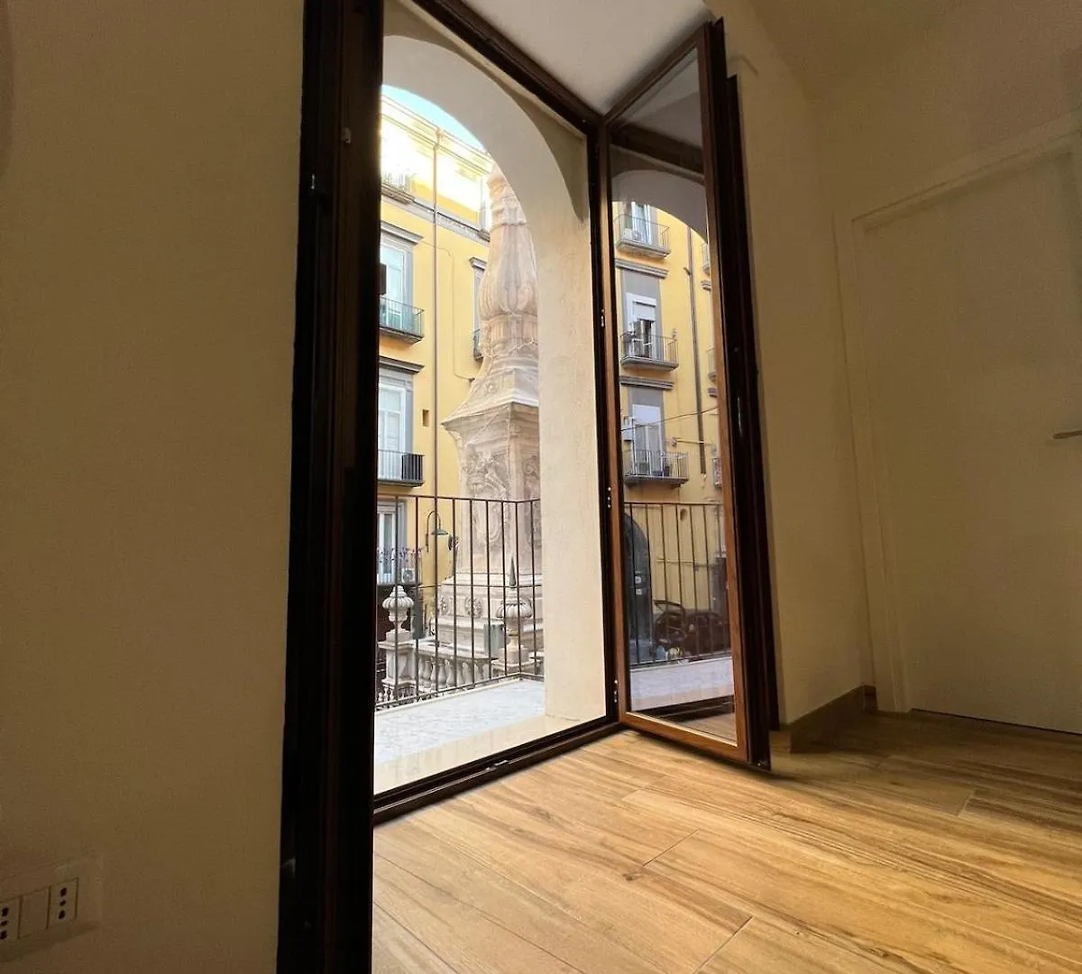 Obelisco Di San Gennaro Apartment Naples